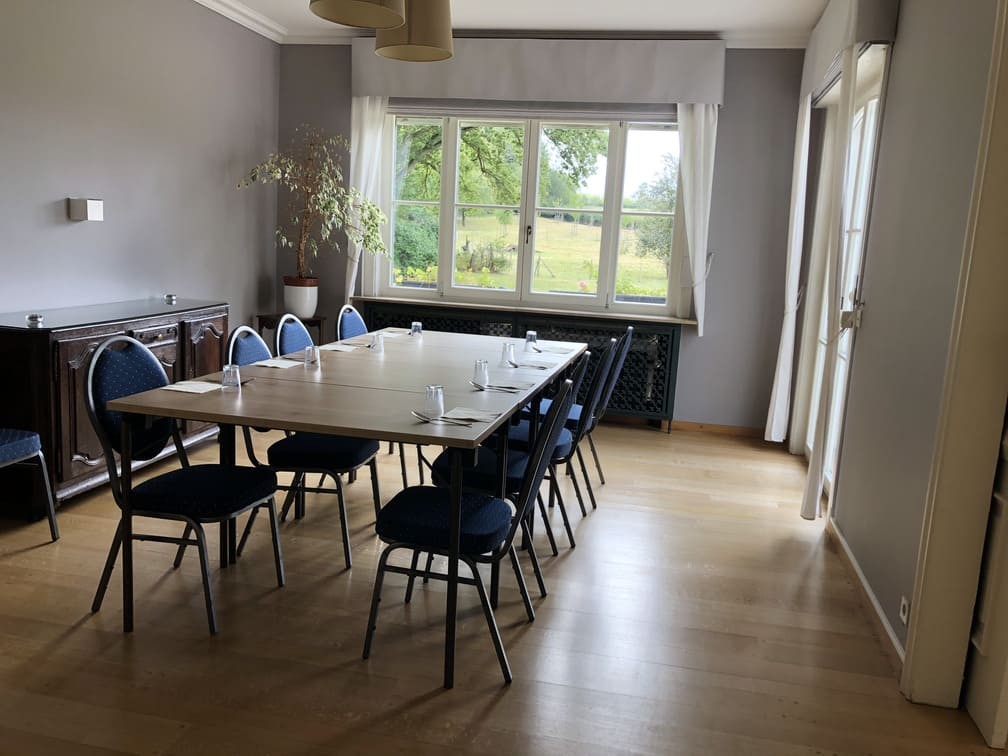 Salle de réunion en boardroom
