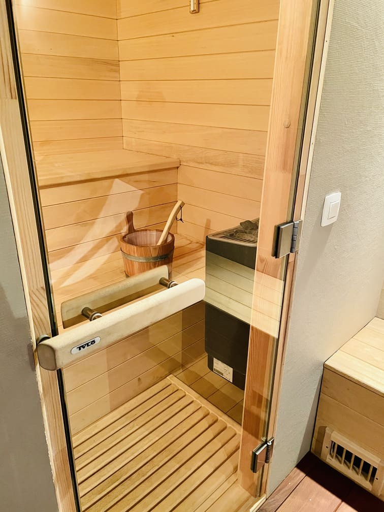Sauna dans les bois